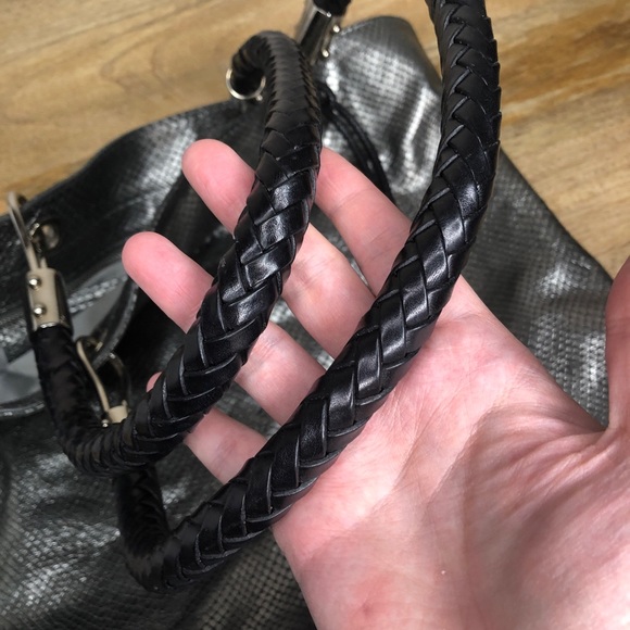 Michael Kors Skorpios metallic snakeskin bag - Picture 9 of 16